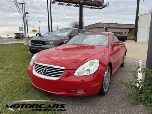 Used 2004 Lexus SC 430 Convertible image 1
