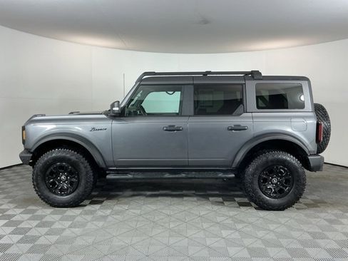 Used 2022 Ford Bronco Wildtrak image 8