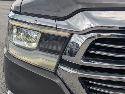 Used 2021 RAM 1500 Laramie AWD/4WD image 10