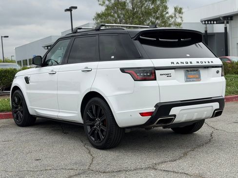 Used 2022 Land Rover Range Rover Sport HST image 10