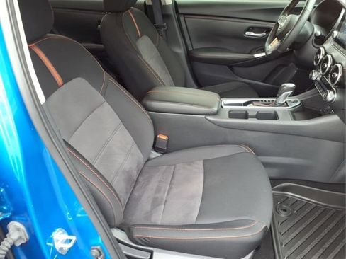 Used 2024 Nissan Sentra SR FWD image 17