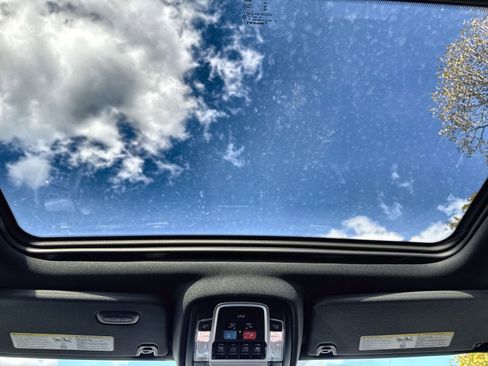 New 2026 RAM 1500 Limited image 24