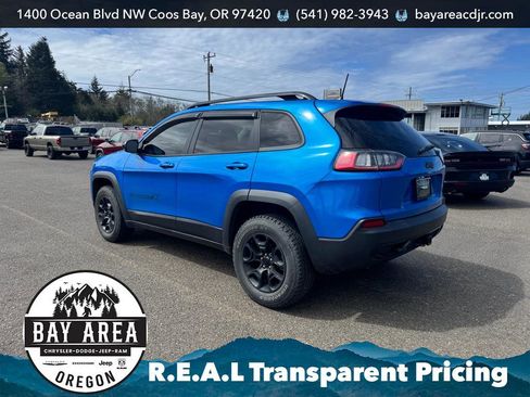 Used 2022 Jeep Cherokee Latitude w/ Trailer Tow Group image 7