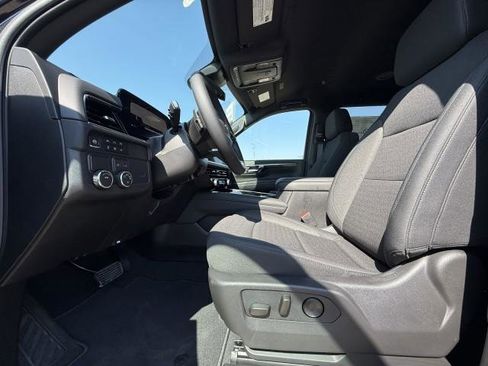 New 2026 Chevrolet Tahoe LS image 18