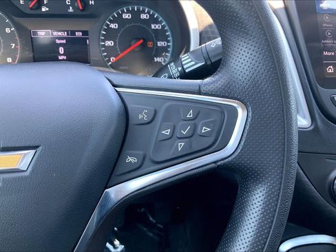 Used 2023 Chevrolet Malibu LT FWD image 25