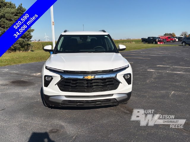 Used 2024 Chevrolet TrailBlazer LT w/ LT Cold Weather Package FWD image 10