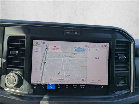 New 2026 Ford F350 Platinum w/ Tremor Off-Road Package image 13