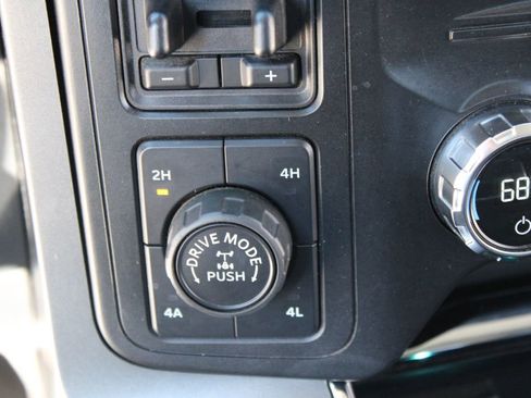 Used 2021 Ford F150 Lariat w/ Equipment Group 502A High image 18