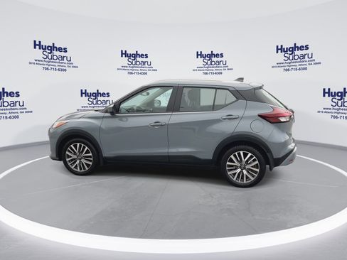 Used 2023 Nissan Kicks SV image 7