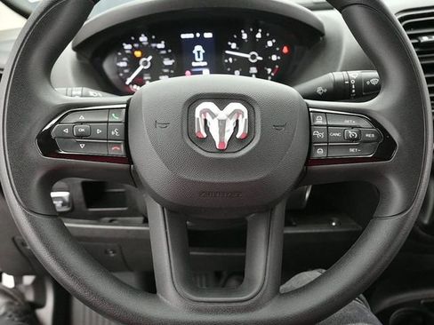 Used 2025 RAM ProMaster 2500 w/ Convenience Group image 16