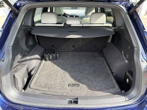 Used 2022 Volkswagen Tiguan SEL R-Line AWD/4WD image 26