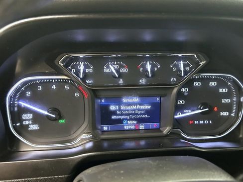 Used 2021 GMC Sierra 1500 SLT w/ SLT Premium Plus Package AWD/4WD image 14