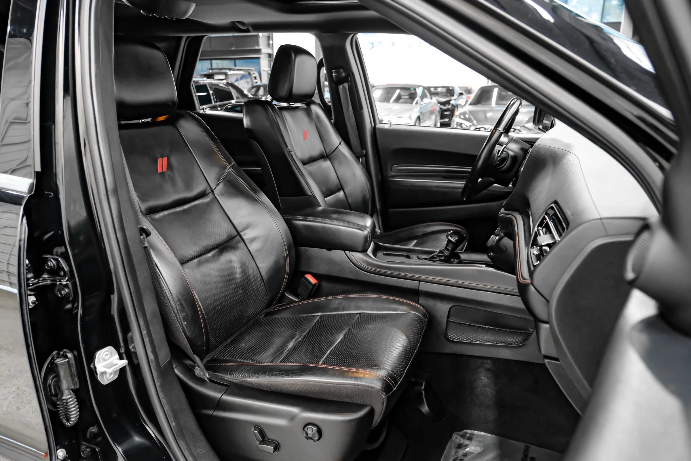 Used 2022 Dodge Durango R/T w/ Blacktop Package RWD image 33