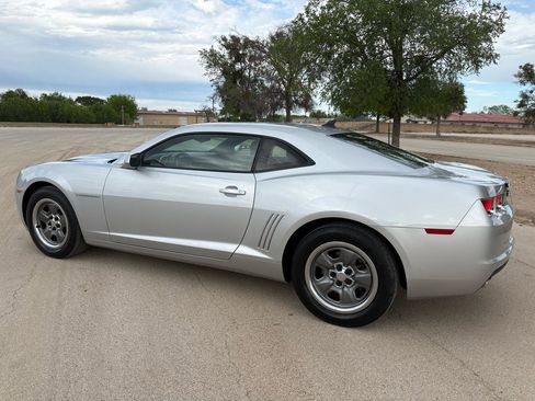 Used 2010 Chevrolet Camaro LS image 6