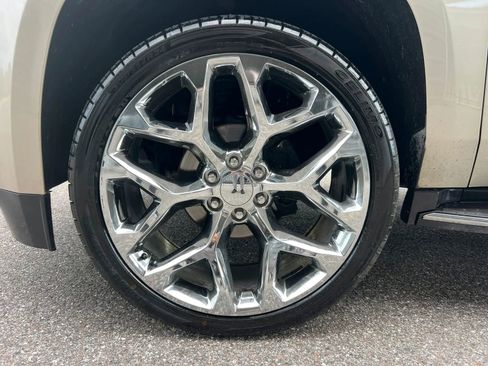 Used 2016 GMC Yukon XL Denali w/ Open Road Package RWD image 24