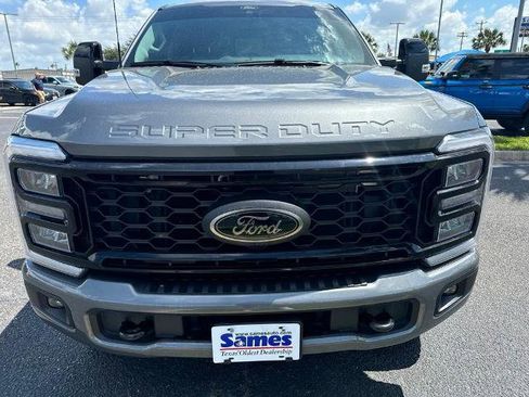 Certified 2025 Ford F250 Lariat w/ Tremor Off-Road Package AWD/4WD image 8