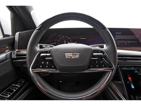 New 2026 Cadillac Escalade Platinum Sport w/ LPO, ONYX Package AWD/4WD image 14