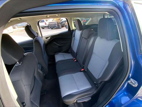 Used 2018 Ford Escape SE image 21