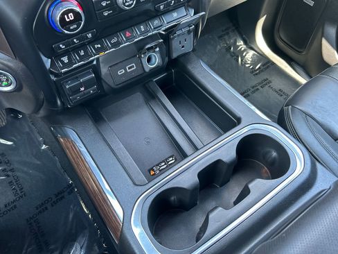 Used 2023 Chevrolet Silverado 3500 High Country w/ LPO, Hitch Package AWD/4WD image 15