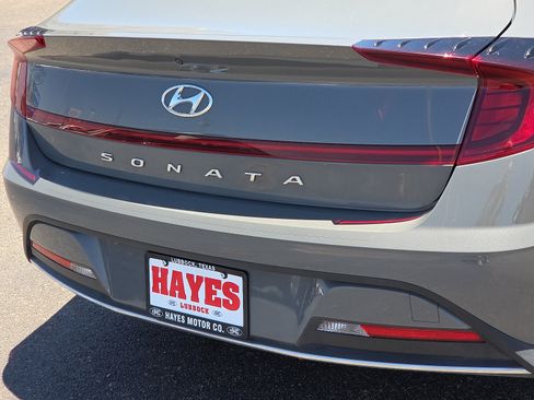Used 2023 Hyundai Sonata SE FWD image 7