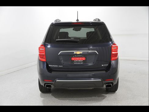 Used 2017 Chevrolet Equinox Premier w/ Enhanced Convenience Package AWD/4WD image 19