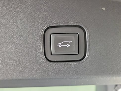 Used 2024 Cadillac Lyriq Sport AWD/4WD image 10