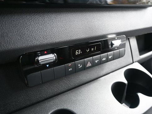 Used 2026 Mercedes-Benz Sprinter 2500 image 15