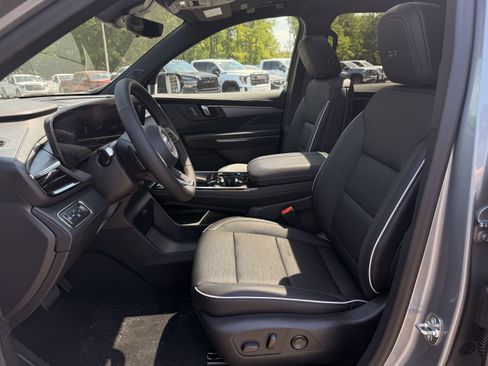 New 2026 Buick Enclave Sport Touring w/ Power Package AWD/4WD image 11