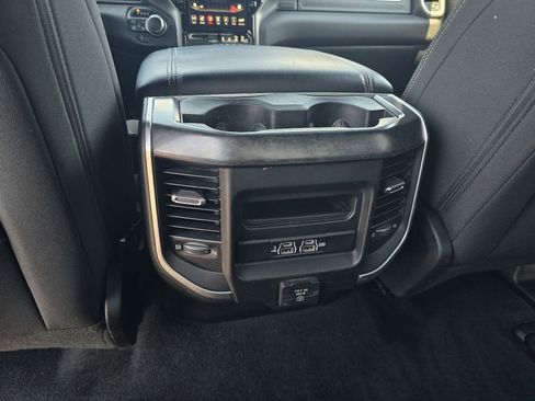 Used 2019 RAM 1500 Big Horn AWD/4WD image 26