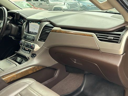 Used 2019 GMC Yukon Denali AWD/4WD image 25