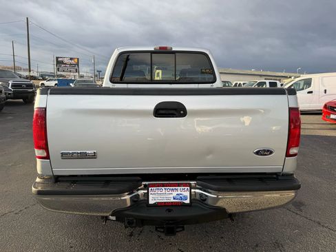 Used 2005 Ford F250 XLT image 4