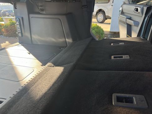 Used 2023 Ford Bronco Badlands image 35