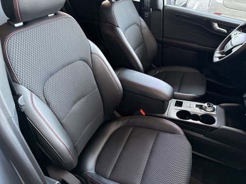 New 2026 Ford Escape ST-Line w/ Tech Pack #1 image 19