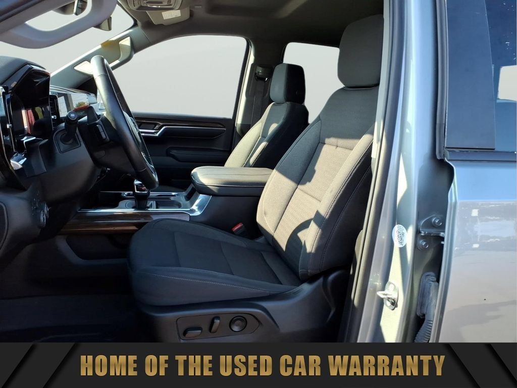 Used 2024 Chevrolet Silverado 1500 RST w/ Convenience Package II AWD/4WD image 15