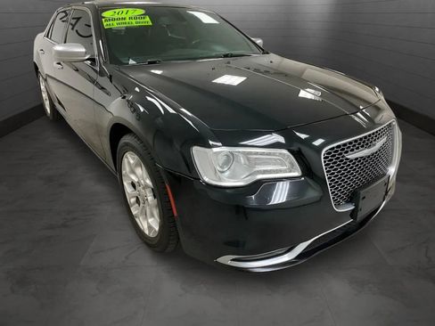 Used 2017 Chrysler 300 C Platinum AWD/4WD image 23