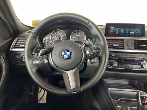 Used 2017 BMW 330i xDrive Sedan image 18
