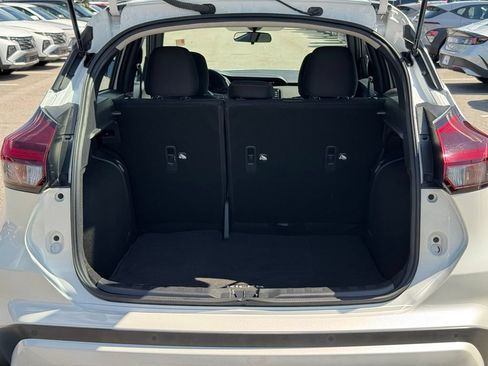 Used 2024 Nissan Kicks SR FWD image 15