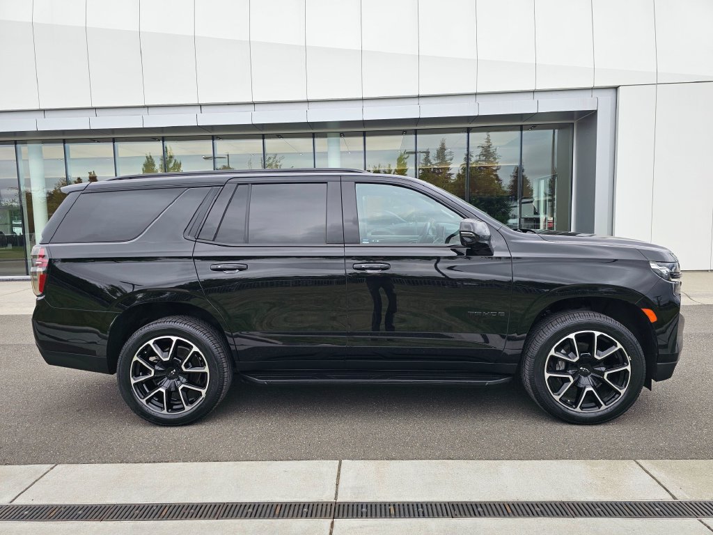 Used 2024 Chevrolet Tahoe RST w/ Luxury Package AWD/4WD image 6