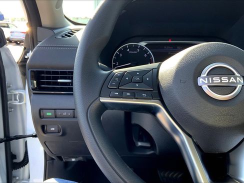 New 2025 Nissan Sentra SV w/ All-Weather Package image 21