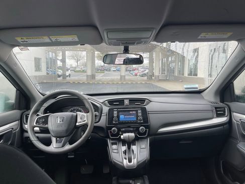 Used 2017 Honda CR-V LX image 5