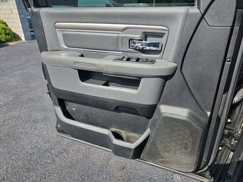 Used 2016 RAM 1500 Big Horn image 25