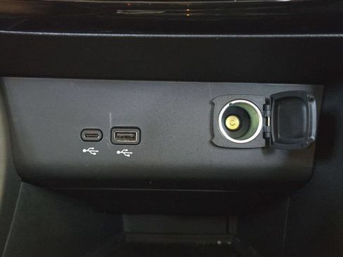 Used 2024 Buick Encore GX Sport Touring w/ Comfort Package FWD image 19