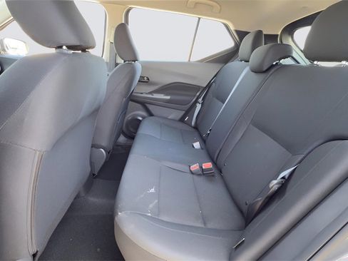 New 2025 Nissan Kicks Play S image 15