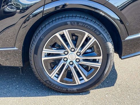 Certified 2025 Cadillac Lyriq Luxury image 15