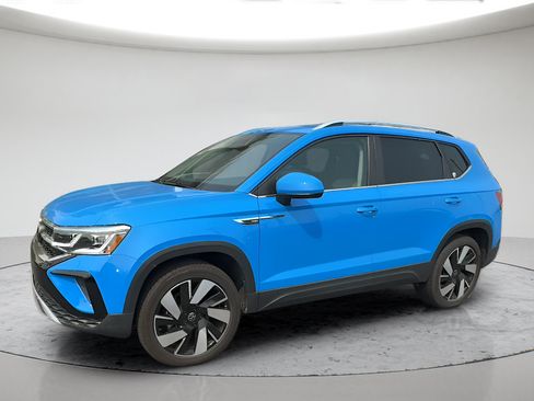 Used 2024 Volkswagen Taos SEL AWD/4WD image 12