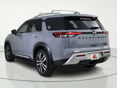 Certified 2024 Nissan Pathfinder Platinum w/ Lighting Package (N93) AWD/4WD image 4