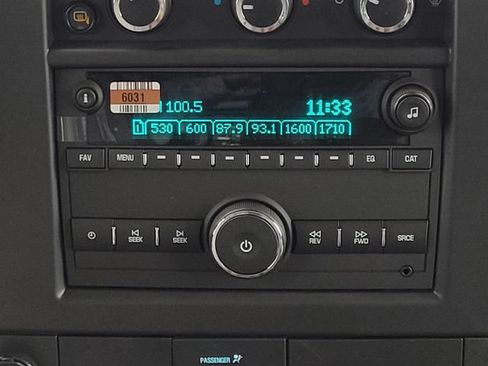 Used 2025 GMC Savana 2500 Extended w/ Driver Convenience Package RWD image 16
