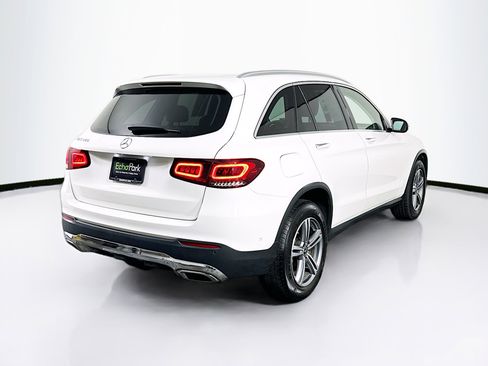 Used 2021 Mercedes-Benz GLC 300 w/ Premium Package image 9