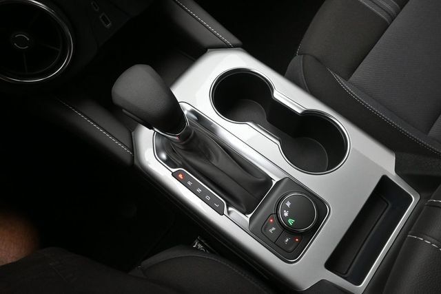 New 2026 Chevrolet Blazer LT w/ Midnight/Sport Edition FWD image 33