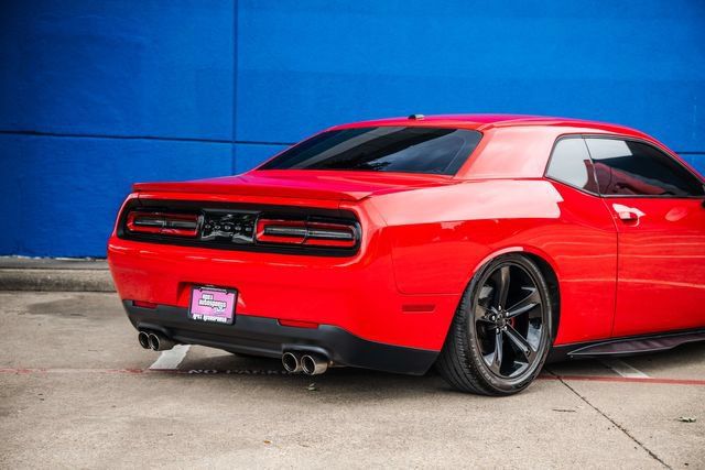Used 2015 Dodge Challenger R/T w/ Quick Order Package 28B R/T RWD image 33